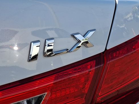 Used 2015 Acura ILX FWD image 30