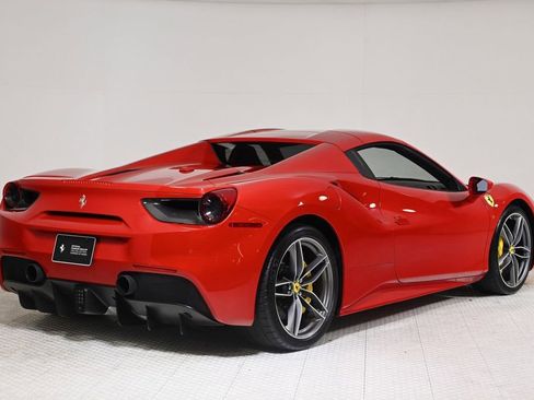 Certified 2018 Ferrari 488 Spider image 9