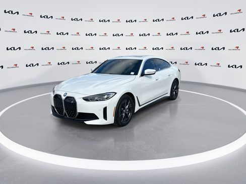 Used 2024 BMW i4 eDrive40 RWD image 4