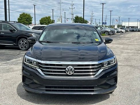 Used 2020 Volkswagen Passat 2.0T S FWD image 2