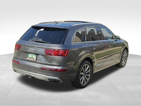 Used 2018 Audi Q7 3.0T Premium Plus AWD/4WD image 5