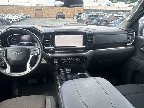 Used 2023 Chevrolet Silverado 1500 LT Trail Boss w/ LPO, Dark Essentials Package AWD/4WD image 20