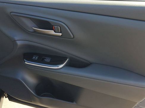 New 2025 Toyota Crown Signia image 36