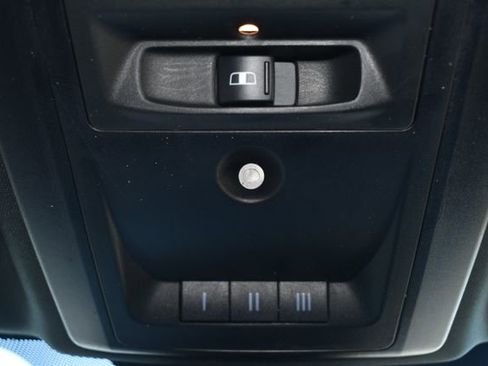 Used 2022 RAM 1500 Classic Warlock AWD/4WD image 33