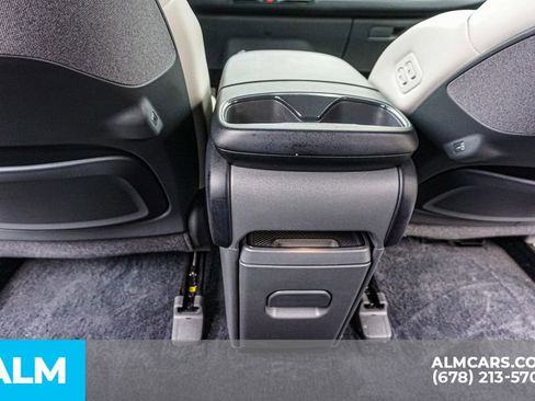 Used 2024 Kia EV9 GT-Line image 34