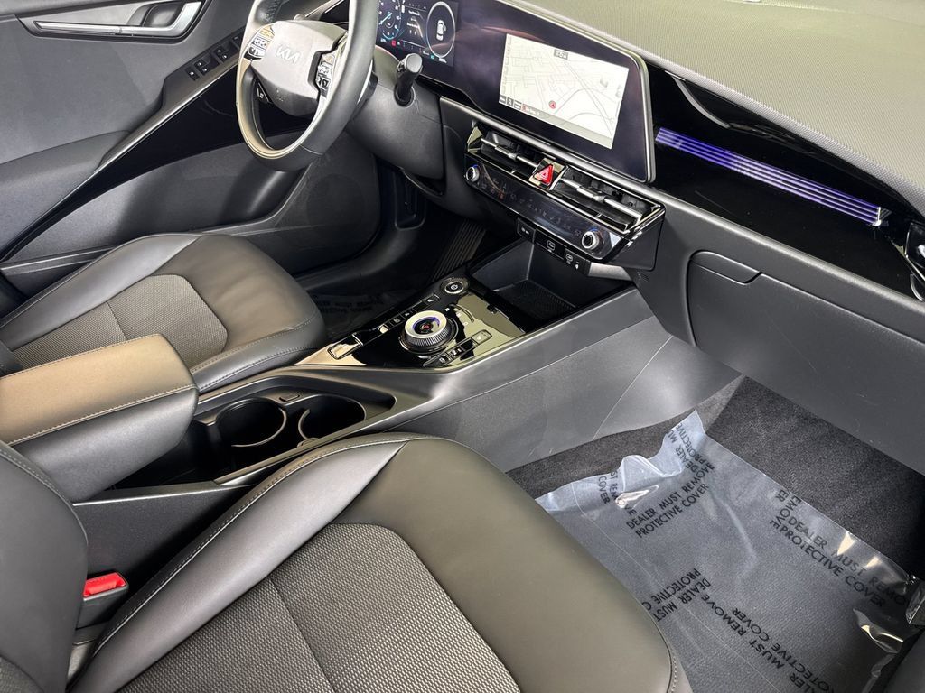 Used 2023 Kia Niro Wind w/ Wind Preserve Package FWD image 15