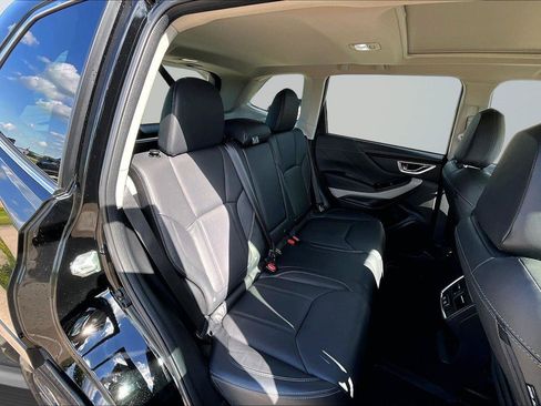 Used 2023 Subaru Forester Limited AWD/4WD image 28