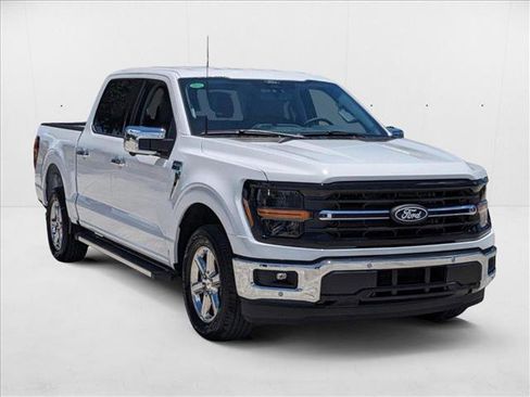 New 2025 Ford F150 XLT w/ Equipment Group 302A MID image 5