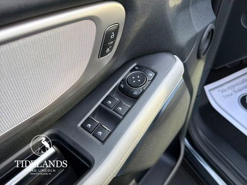 New 2026 Ford Expedition Active image 13