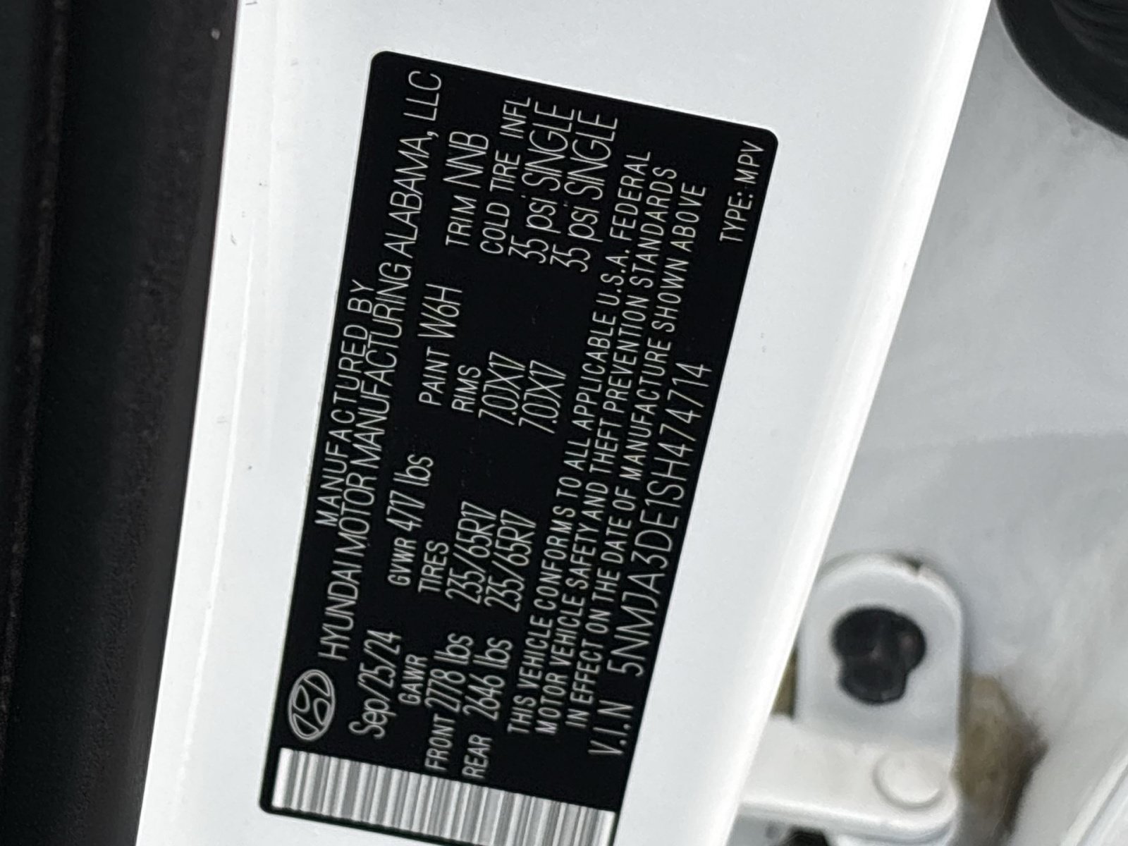 Certified 2025 Hyundai Tucson SE FWD image 28