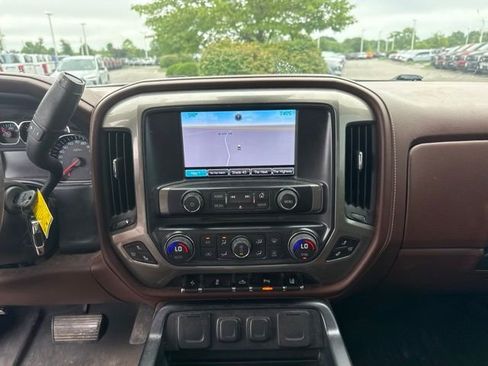 Used 2015 Chevrolet Silverado 1500 High Country AWD/4WD image 21