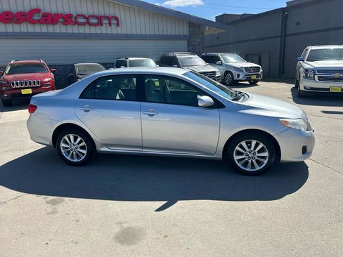 Used 2009 Toyota Corolla image 2