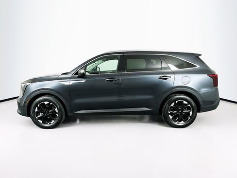 Used 2024 Kia Sorento S FWD image 4