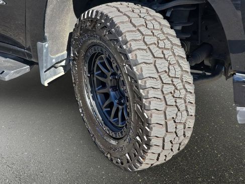 Used 2020 Chevrolet Silverado 1500 Custom Trail Boss w/ Custom Convenience Package AWD/4WD image 33