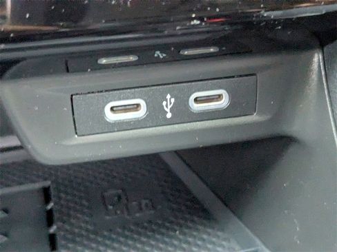 New 2026 Volkswagen Jetta SE image 22