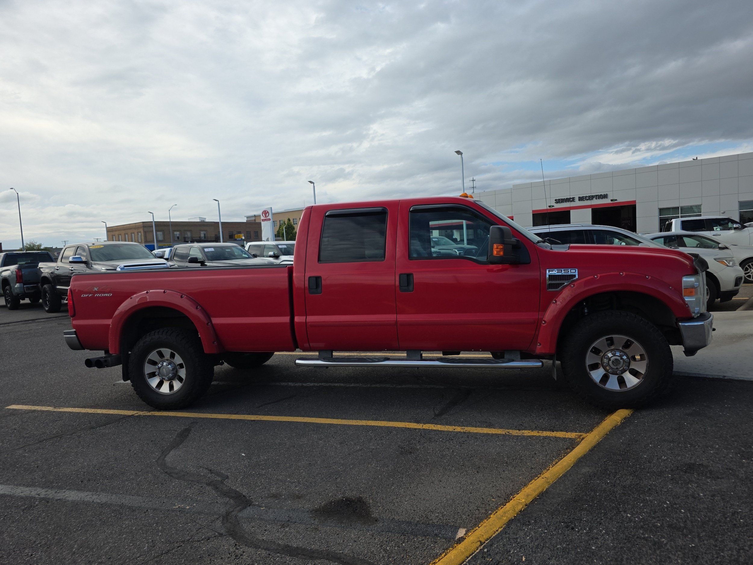 Used 2008 Ford F350 4x4 Crew Cab Super Duty image 1