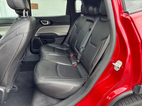 Used 2025 Jeep Compass Limited AWD/4WD image 22