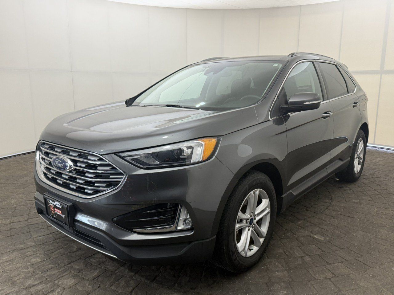 Used 2020 Ford Edge SEL w/ Convenience Package AWD/4WD image 3