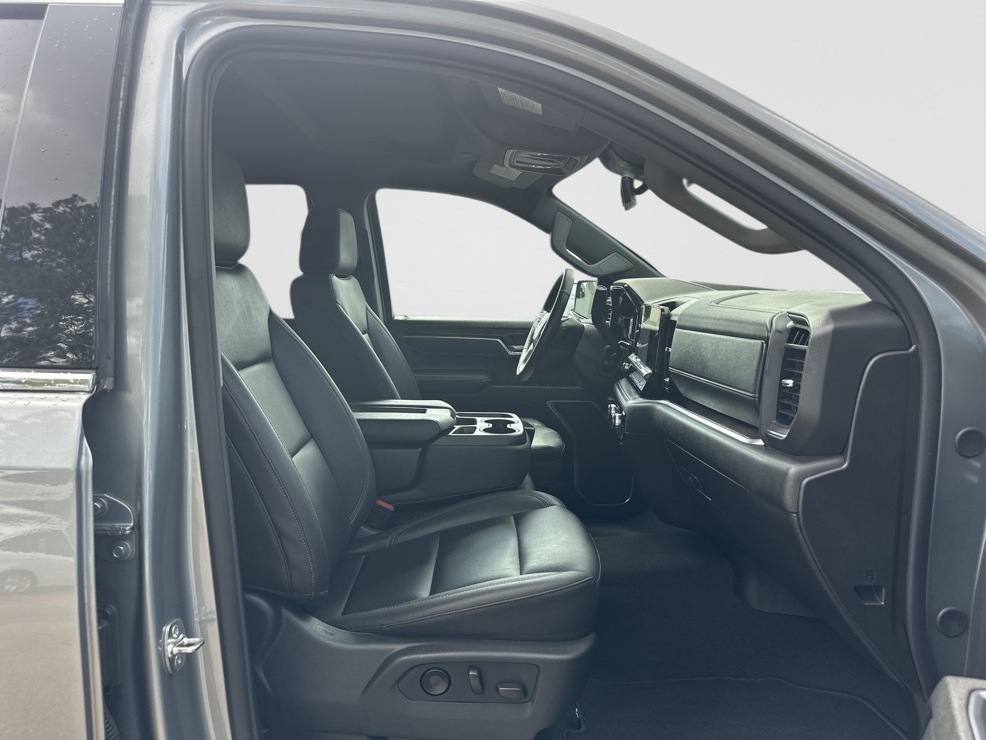 Certified 2026 GMC Sierra 1500 SLT AWD/4WD image 27