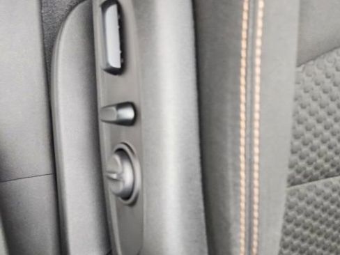 Used 2019 GMC Terrain SLE w/ Driver Convenience Package image 25