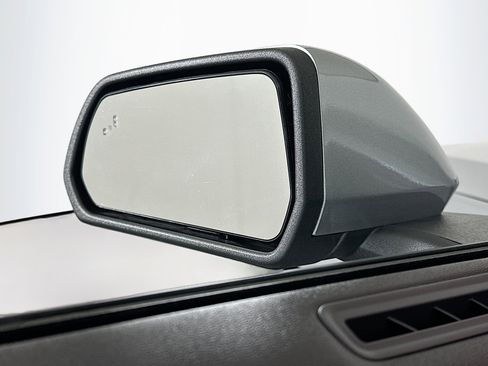 Used 2025 Ford Mustang Premium image 16