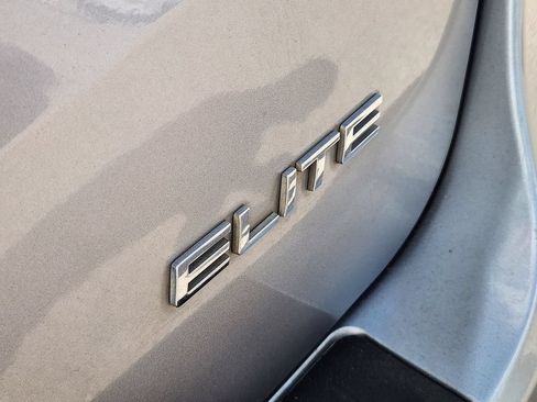 Used 2018 Honda Odyssey Elite image 8