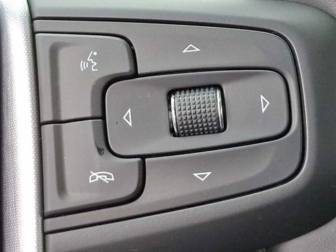 Used 2025 GMC Sierra 1500 Elevation image 22