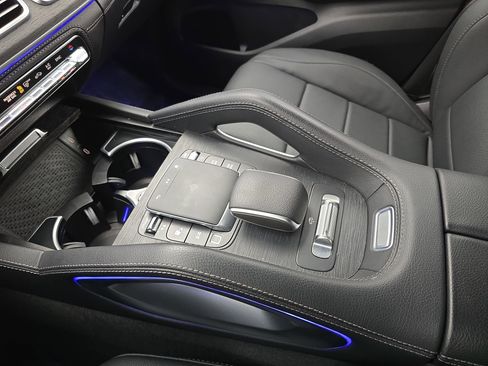 Used 2025 Mercedes-Benz GLE 450 4MATIC image 25