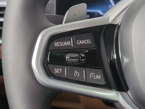 Used 2026 BMW 330i Sedan w/ M Sport Package image 14