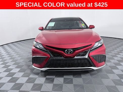 Used 2021 Toyota Camry XSE image 3