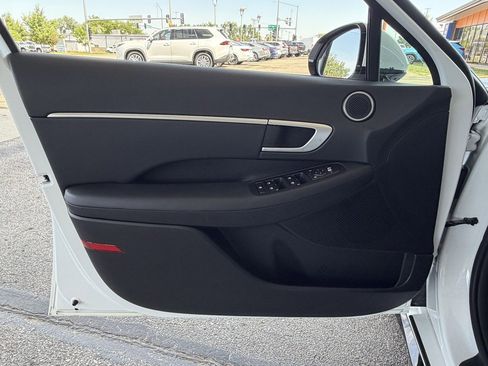 Used 2026 Hyundai Sonata SEL FWD image 11