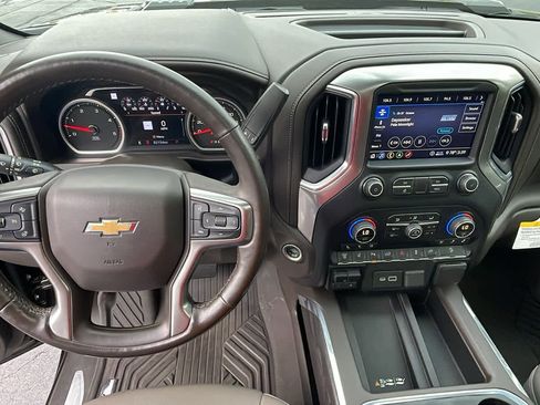 Used 2020 Chevrolet Silverado 2500 LTZ w/ LTZ Premium Package image 10