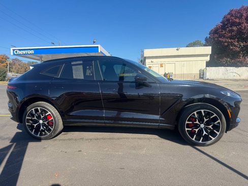 Used 2021 Aston Martin DBX AWD/4WD image 6