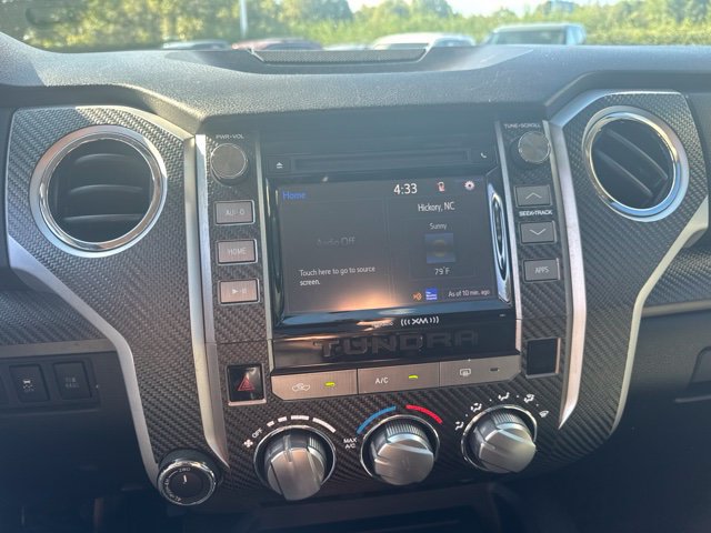 Used 2015 Toyota Tundra SR5 w/ SR5 Upgrade Package AWD/4WD image 13