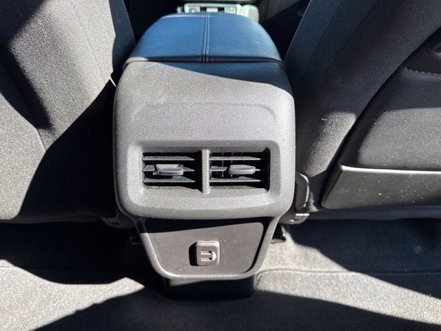 Used 2023 GMC Terrain SLE AWD/4WD image 24
