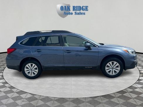 Used 2015 Subaru Outback 2.5i Premium AWD/4WD image 4