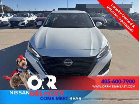 New 2025 Nissan Altima 2.5 SL image 8