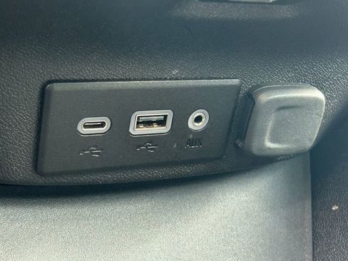 Used 2023 Chevrolet Malibu LS FWD image 16