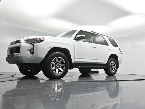 Used 2024 Toyota 4Runner TRD Off-Road image 43