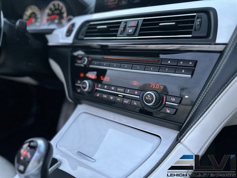 Used 2017 BMW M6 Convertible image 25