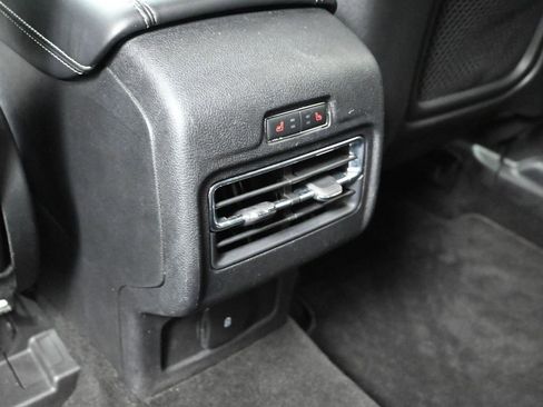 Used 2022 Lincoln Corsair FWD w/ Premium Package image 28