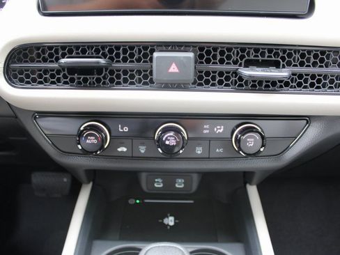 New 2026 Honda HR-V LX image 33