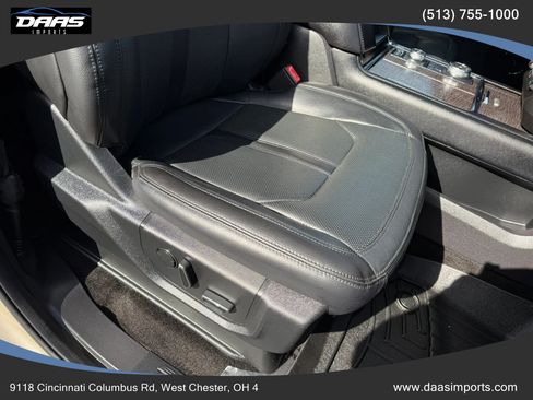 Used 2018 Ford Expedition Max Limited w/ Equipment Group 301A AWD/4WD image 43