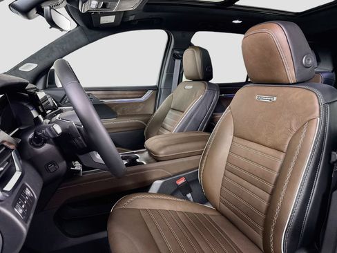 New 2026 GMC Acadia Denali Ultimate AWD/4WD image 21