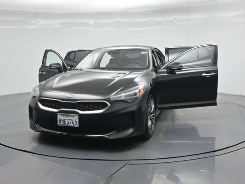 Used 2019 Kia Stinger Premium RWD image 31