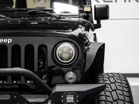 Used 2014 Jeep Wrangler Sport w/ Quick Order Package 24S image 40