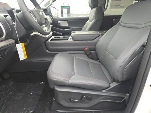 New 2025 Ford Expedition Max Active image 14