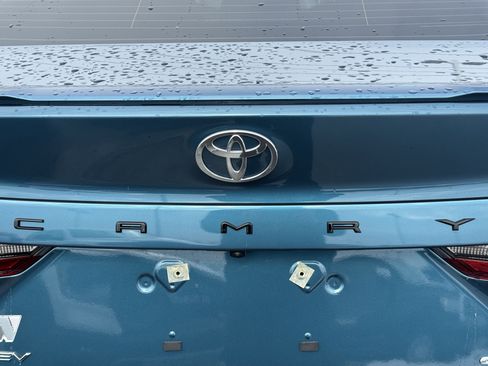 Used 2025 Toyota Camry SE image 41