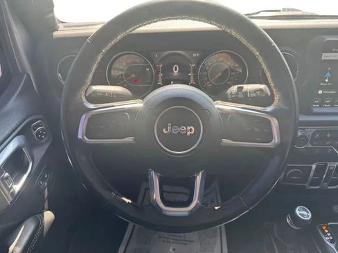 Used 2020 Jeep Wrangler Unlimited Sahara AWD/4WD image 23