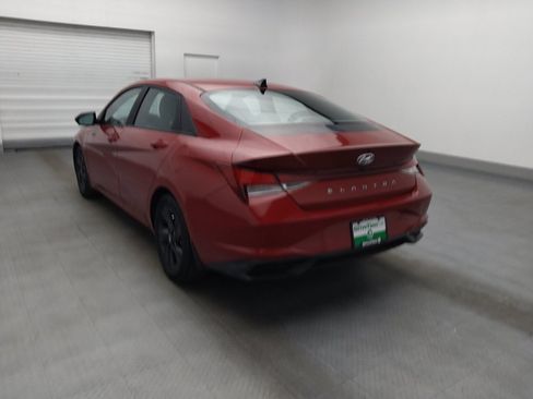 Used 2023 Hyundai Elantra SEL FWD image 5